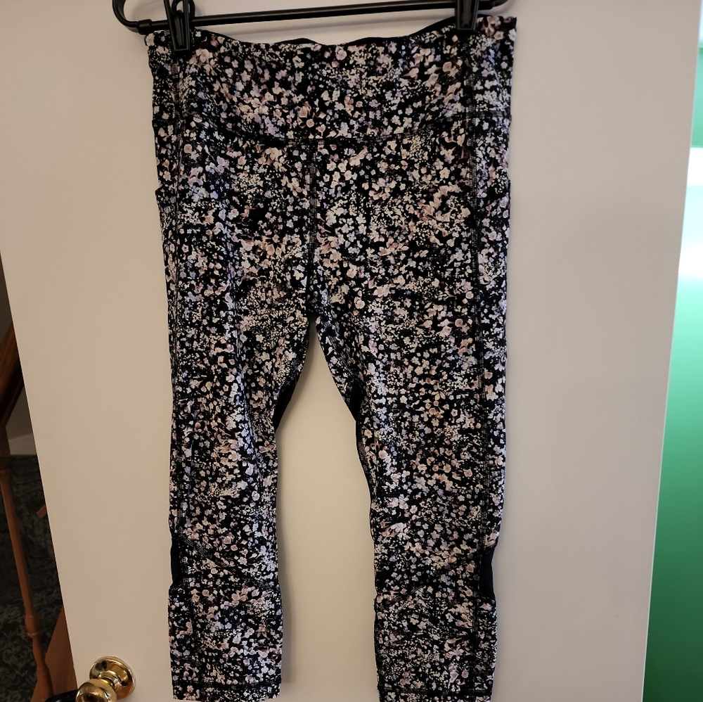 LULULEMON LEGGINGS